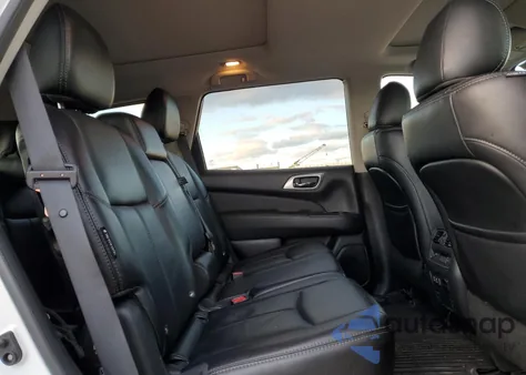 2019 Nissan Pathfinder S z USA, uszkodzony, nr VIN 5N1DR2MM0KC589077